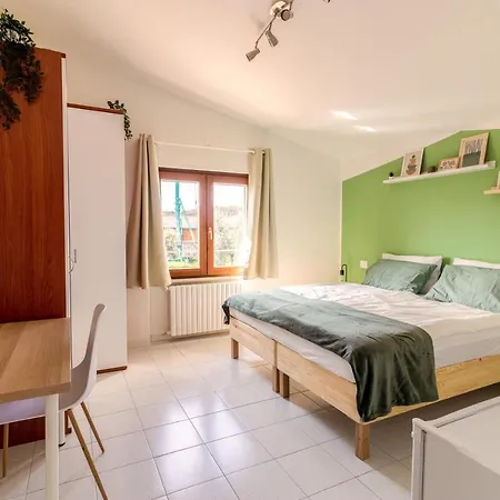 Maeva Bed & Breakfast Puegnago del Garda